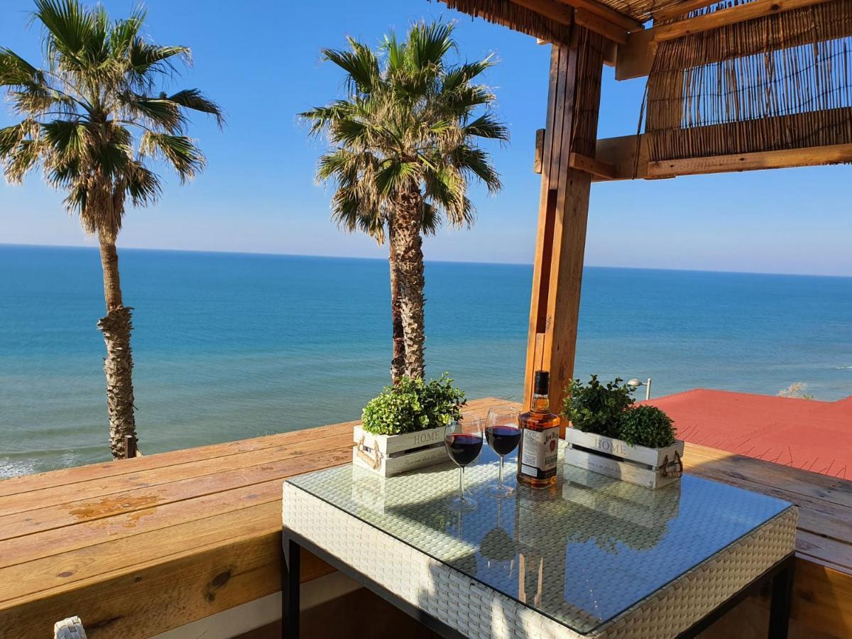 Magic On The Sea-Suites With A Private Jacuzzi And A Private Sea View Netanya Eksteriør billede