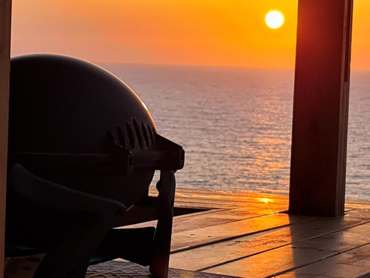 Magic On The Sea-Suites With A Private Jacuzzi And A Private Sea View Netanya Eksteriør billede