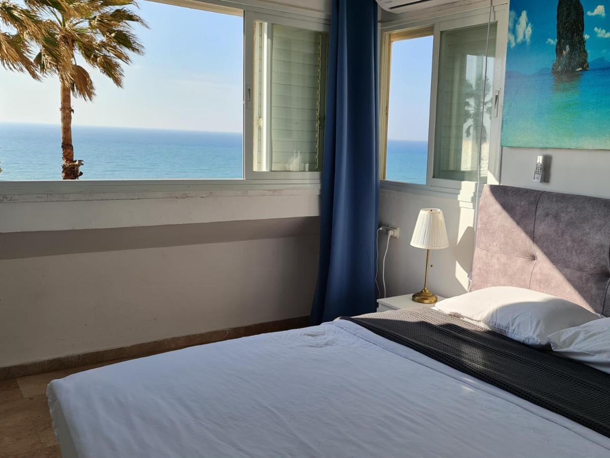 Magic On The Sea-Suites With A Private Jacuzzi And A Private Sea View Netanya Eksteriør billede