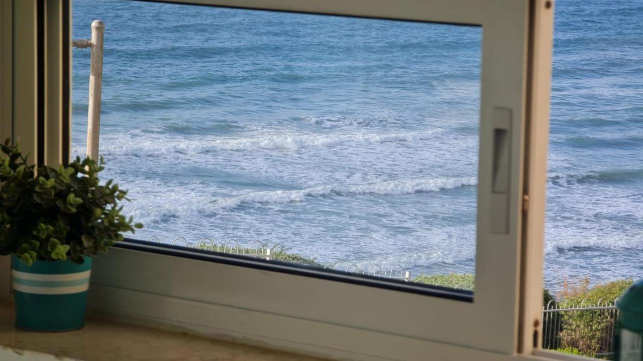 Magic On The Sea-Suites With A Private Jacuzzi And A Private Sea View Netanya Eksteriør billede