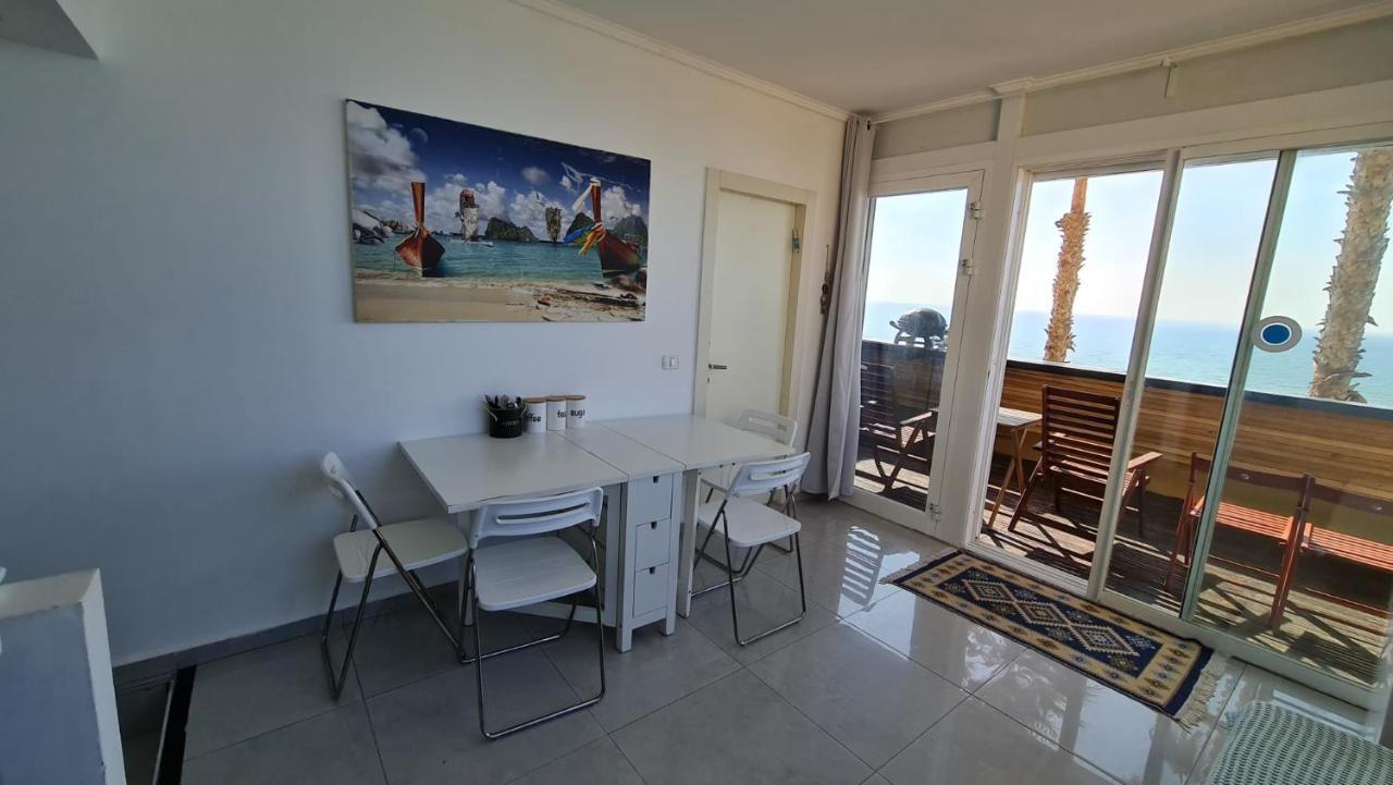 Magic On The Sea-Suites With A Private Jacuzzi And A Private Sea View Netanya Eksteriør billede